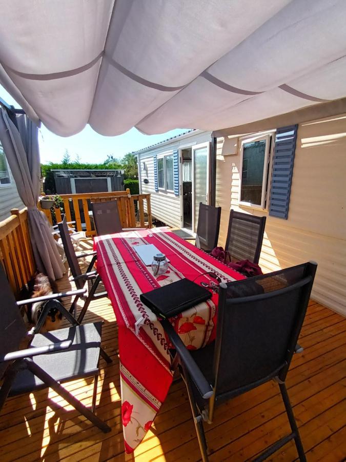 La Chanterie Agreable Mobil-Home Residentiel Normand Сен-Пер-сюр-Мер Екстериор снимка