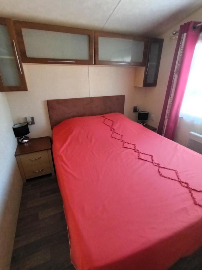 La Chanterie Agreable Mobil-Home Residentiel Normand Сен-Пер-сюр-Мер Екстериор снимка
